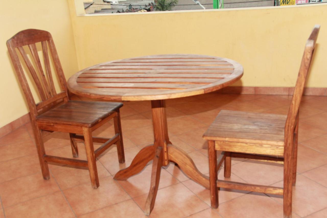 Hotel Menabe Morondava Extérieur photo