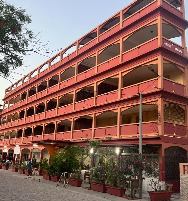 Hotel Menabe Morondava Extérieur photo