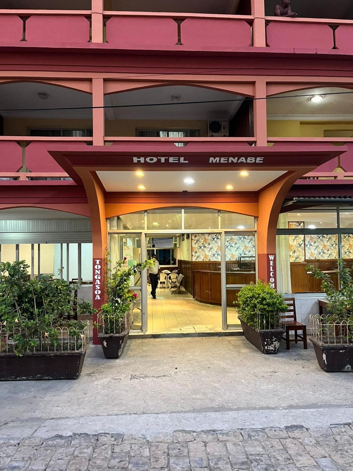 Hotel Menabe Morondava Extérieur photo