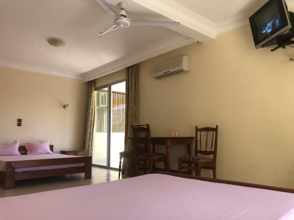 Hotel Menabe Morondava Extérieur photo