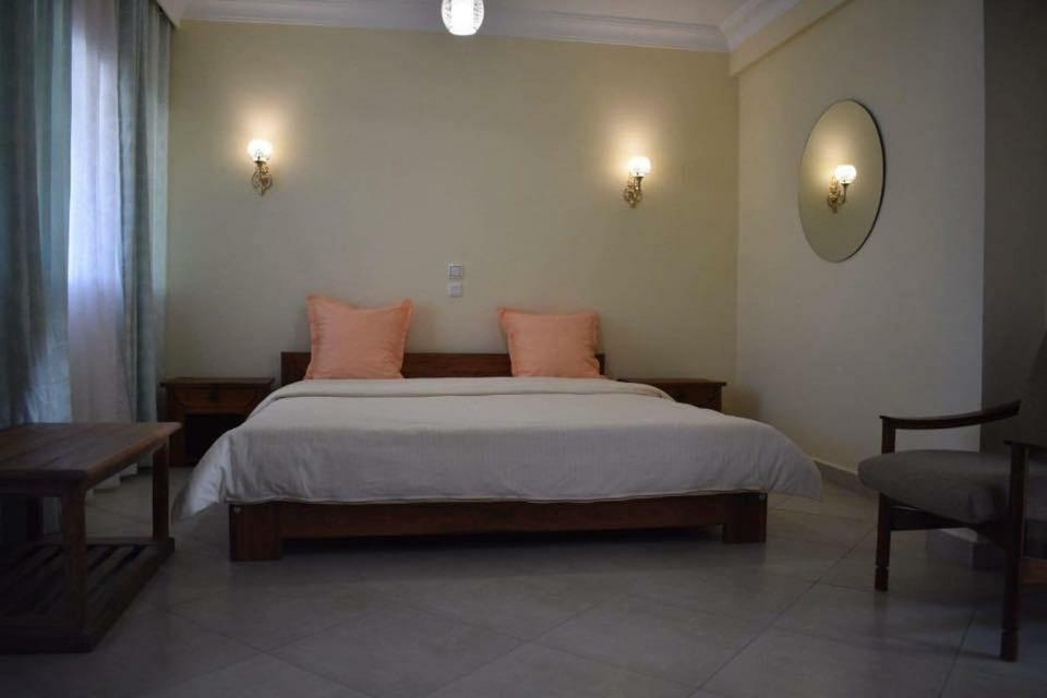 Hotel Menabe Morondava Extérieur photo