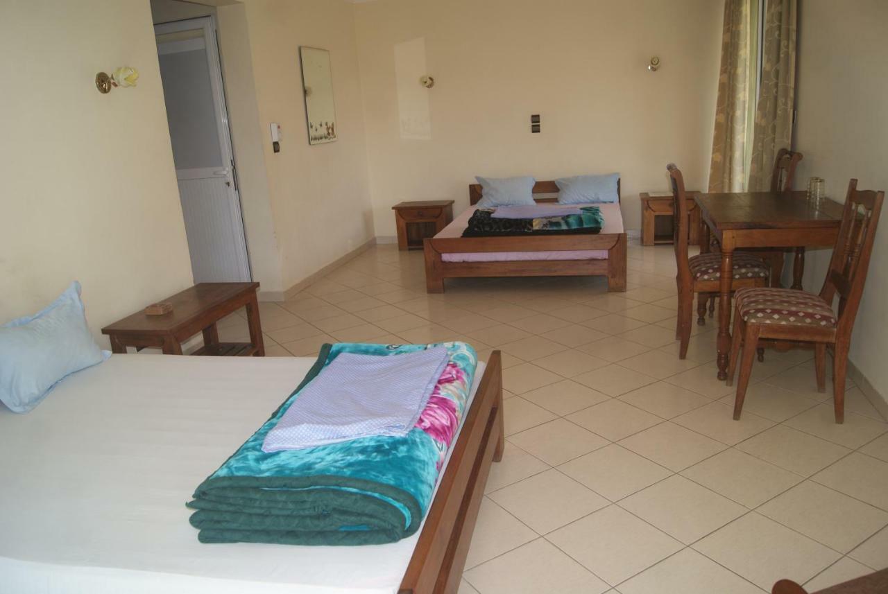 Hotel Menabe Morondava Extérieur photo