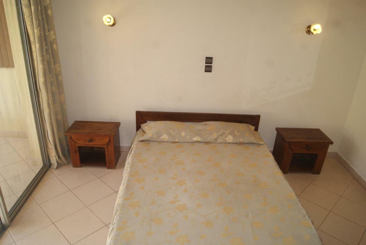 Hotel Menabe Morondava Extérieur photo